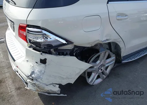 2013 Mercedes-Benz Ml 350 z USA, uszkodzony, nr VIN 4JGDA5JB3DA154774